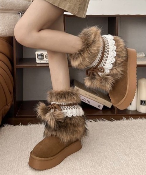 ファー付きレースモチーフ　ムートン厚底ブーツ