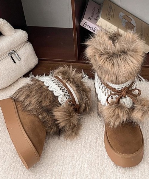 ファー付きレースモチーフ　ムートン厚底ブーツ