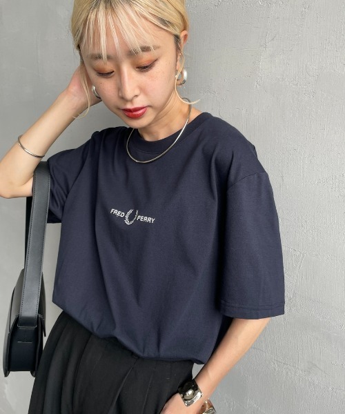 FRED PERRY/フレッドペリー] ローレスリース刺繍 ショートスリーブT