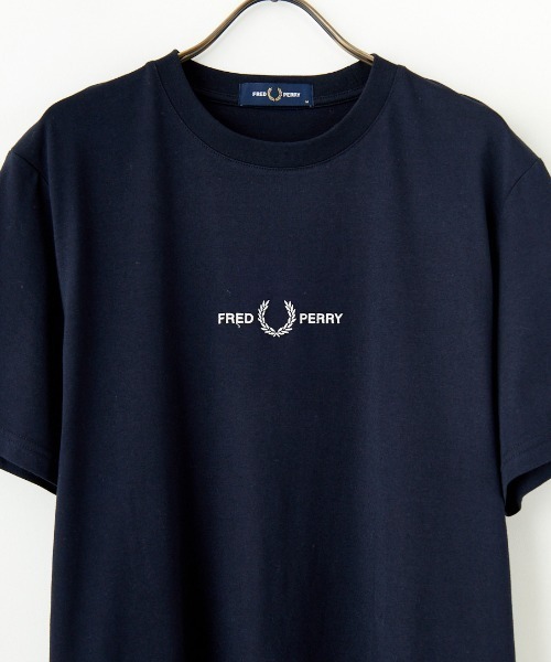 FRED PERRY（フレッドペリー）の「[FRED PERRY/フレッドペリー] ローレスリース刺繍 ショートスリーブTシャツ（Tシャツ/カットソー・レディース・ネイビー・L/M/S/XS）」の6枚目の写真