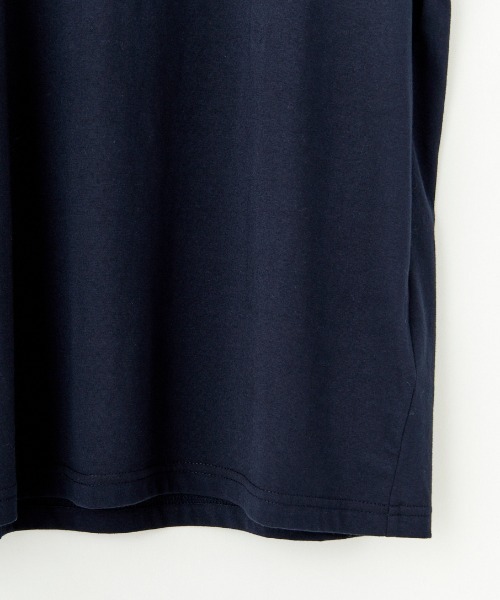 FRED PERRY（フレッドペリー）の「[FRED PERRY/フレッドペリー] ローレスリース刺繍 ショートスリーブTシャツ（Tシャツ/カットソー・レディース・ネイビー・L/M/S/XS）」の9枚目の写真