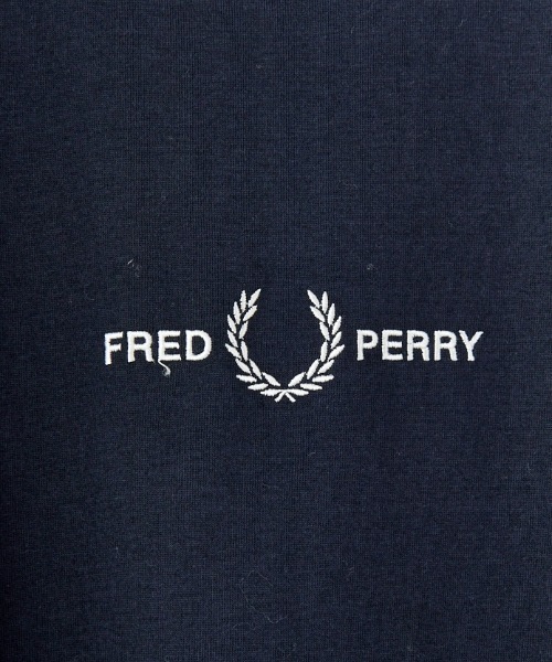 FRED PERRY（フレッドペリー）の「[FRED PERRY/フレッドペリー] ローレスリース刺繍 ショートスリーブTシャツ（Tシャツ/カットソー・レディース・ネイビー・L/M/S/XS）」の7枚目の写真