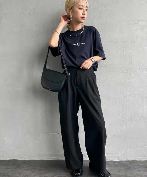 FRED PERRY/フレッドペリー] ローレスリース刺繍 ショートスリーブT