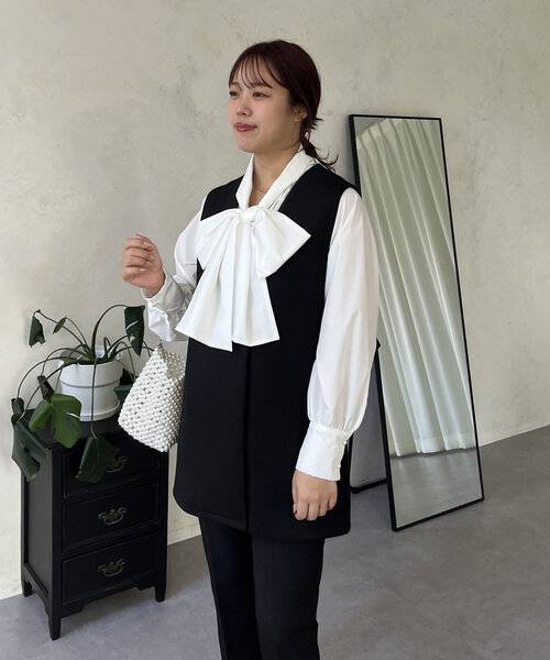 prose verse(プロズヴェール)の「【ママ監修!セレモニーアイテム】バックフリルWボタンジレ(ベスト・レディース・ブラック・LARGE/MEDIUM)」の6枚目の写真