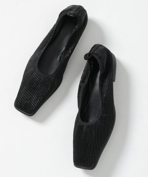 JEANASIS(ジーナシス)の「リブスクエアフラットシューズ/313649(パンプス・レディース・ブラック/シルバー・MEDIUM/LARGE)」の19枚目の写真