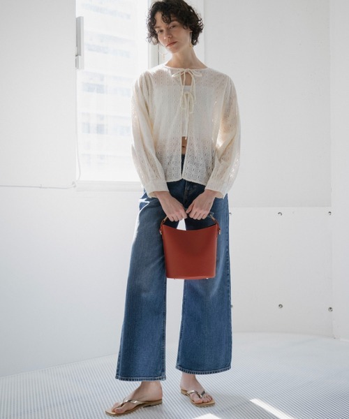 Doux archives（ドゥアルシーヴ）の「カットレース2wayブラウス（シャツ/ブラウス・レディース・アイボリー/ブラック・FREE）」の10枚目の写真