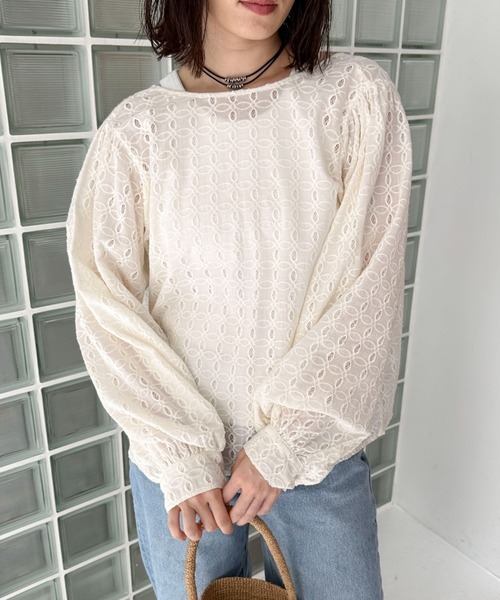 Doux archives（ドゥアルシーヴ）の「カットレース2wayブラウス（シャツ/ブラウス・レディース・アイボリー/ブラック・FREE）」の14枚目の写真