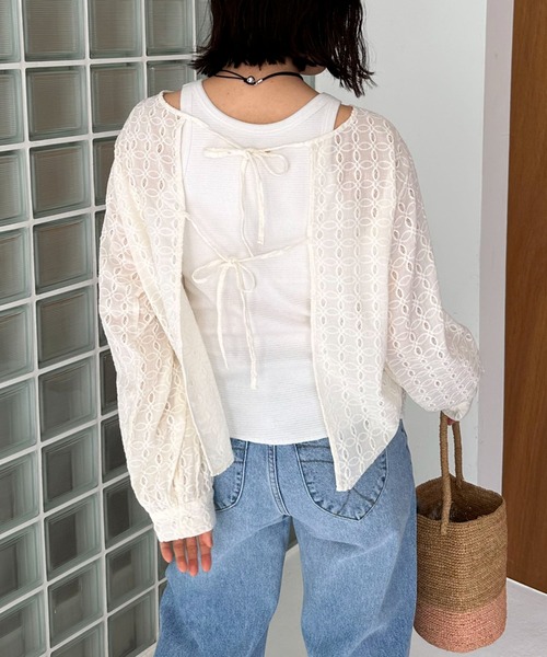 Doux archives（ドゥアルシーヴ）の「カットレース2wayブラウス（シャツ/ブラウス・レディース・アイボリー/ブラック・FREE）」の15枚目の写真