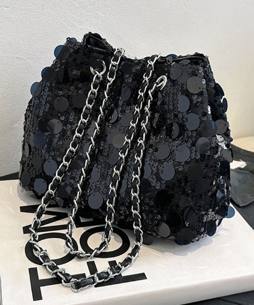 Futier land（フューティアランド）の「２wayスパンコール巾着バッグ（ハンドバッグ・レディース・シルバー/ブラック・FREE）」の2枚目の写真