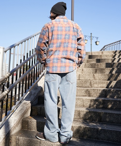 POWER TO THE PEOPLE(パワートゥーザピープル)の「インディゴチェックOVERシャツ(シャツ/ブラウス・メンズ・ブルー/ネイビー/レッド・M/L/LL)」の20枚目の写真