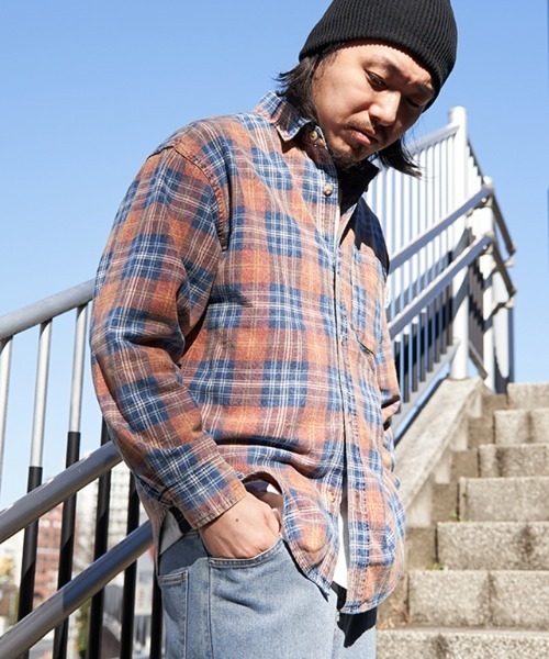 POWER TO THE PEOPLE(パワートゥーザピープル)の「インディゴチェックOVERシャツ(シャツ/ブラウス・メンズ・ブルー/ネイビー/レッド・M/L/LL)」の16枚目の写真