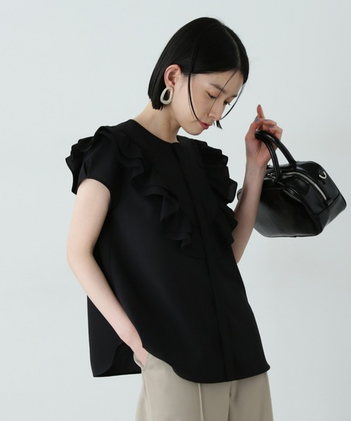 N.（N. Natural Beauty Basic）（エヌエヌナチュラルビューティーベーシック）の「フロントラッフルブラウス（シャツ/ブラウス・レディース・イエロー/オフホワイト/ブラック・MEDIUM）」の2枚目の写真