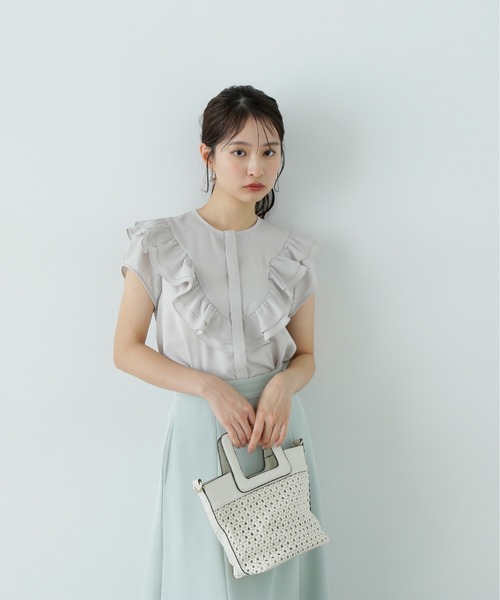 N.（N. Natural Beauty Basic）（エヌエヌナチュラルビューティーベーシック）の「フロントラッフルブラウス（シャツ/ブラウス・レディース・イエロー/オフホワイト/ブラック・MEDIUM）」の9枚目の写真