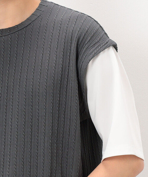 COMME CA ISM(コムサイズム)の「ケーブル柄 ベスト フェイクレイヤードTシャツ(Tシャツ/カットソー・メンズ・ブラック/チャコール/ブラウン・LARGE/MEDIUM)」の15枚目の写真