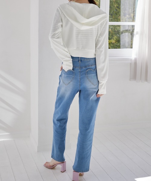 tocco closet(トッコ クローゼット)の「UVカット♪パールチャーム付きジップパーカー(パーカー・レディース・オフホワイト/ブラック/ネイビー・M)」の5枚目の写真