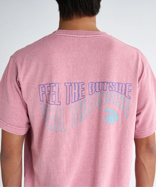 Quiksilver(クイックシルバー)の「WAVE RIDE ST /クイックシルバーバックプリント半袖Tシャツ(Tシャツ/カットソー・メンズ・ホワイト/ピンク/インディゴブルー/ブラック・LARGE/X-LARGE/MEDIUM/SMALL)」の9枚目の写真
