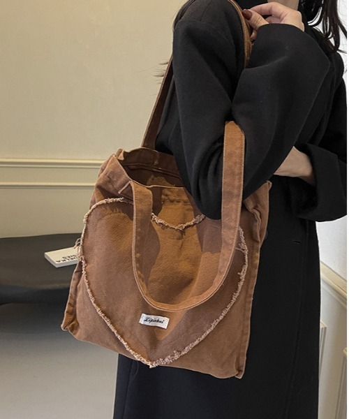 WEGO（ウィゴー）の「WEGO/切りっぱなしハートスクエアトートバッグ（トートバッグ・レディース・ブラウン/ブラック/アイボリー・FREE）」の18枚目の写真