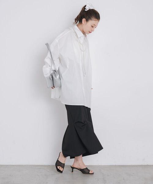 kivi(キヴィ)の「tuck drape skirt(スカート・レディース・ブラック/オフホワイト・FREE)」の15枚目の写真