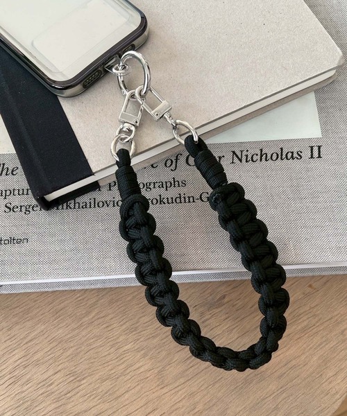 Me%（ミィパーセント）の「【ストラップシート付き】アミアミハンドルストラップ 327228（スマホグッズ・レディース・ブラック/ベージュ/ブラウン/オフホワイト/アイボリー・FREE）」の14枚目の写真