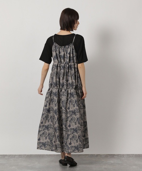 LAKOLE(ラコレ)の「2WAYリーフ柄キャミワンピース / 327684(ワンピース・レディース・チャコールグレー/ブルー/イエロー・FREE)」の6枚目の写真