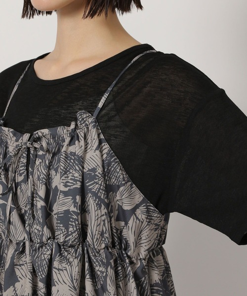 LAKOLE(ラコレ)の「2WAYリーフ柄キャミワンピース / 327684(ワンピース・レディース・チャコールグレー/ブルー/イエロー・FREE)」の18枚目の写真