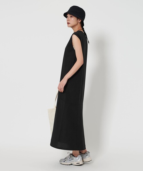 BEAUTY&YOUTH UNITED ARROWS（ビューティーアンドユースユナイテッドアローズ）の「【WEB限定 Wardrobe DAILY MINIMAL】ティアード フレンチスリーブワンピース －接触冷感/ウォッシャブルー（ワンピース・レディース・モカ/ロイヤルブルー/ブラック・FREE）」の14枚目の写真