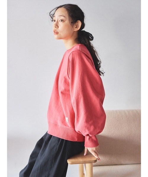 and myera（アンド マイラ）の「ａｎｄ　ｍｙｅｒａ　ボリューム袖トレーナー（スウェット・レディース・ピンク/グリーン・LL/L/M/S）」の6枚目の写真