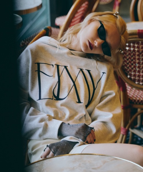 EIMY ISTOIRE(エイミーイストワール)の「プルオーバーパーカー(パーカー・レディース・ネイビー・FREE)」の7枚目の写真