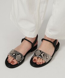BEAUTY&YOUTH UNITED ARROWS（ビューティーアンドユースユナイテッドアローズ）の「コンビ バックストラップ サンダル（サンダル）」