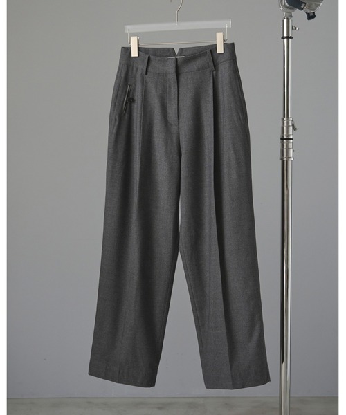 anuke（アンヌーク）の「Wool Tuck Pants（その他パンツ・レディース・グレー/ブラウン・38inch/36inch）」の10枚目の写真