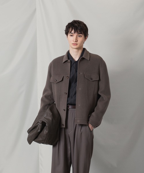 ATTACHMENT（アタッチメント）の「シンセティックレザー ショルダーバッグ / SYNTHETIC LEATHER SHOULDER BAG（ショルダーバッグ・メンズ・ブラック/ダークブラウン・ONE SIZE）」の10枚目の写真