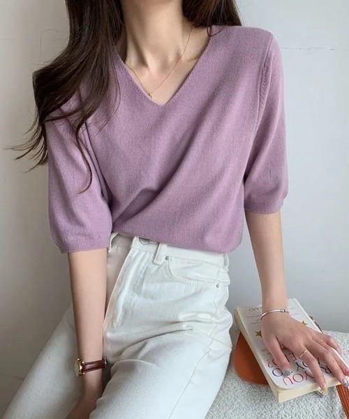 Beststore（ベストストア）の「【12色展開】”夏 ニットソー” 半袖  Vネック ニットプルオーバー（ニット/セーター・レディース・ダークグリーン/ネイビー/レッド/ピンク/ブラウン/キャメル/ホワイト/グレー/スカイブルー/ライトベージュ/ブラック/パープル/イエロー/ベージュ・FREE）」の10枚目の写真