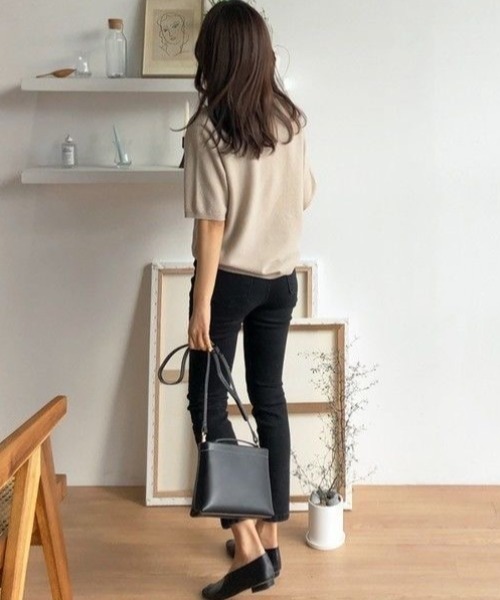 Beststore（ベストストア）の「【12色展開】”夏 ニットソー” 半袖  Vネック ニットプルオーバー（ニット/セーター・レディース・ダークグリーン/ネイビー/レッド/ピンク/ブラウン/キャメル/ホワイト/グレー/スカイブルー/ライトベージュ/ブラック/パープル/イエロー/ベージュ・FREE）」の21枚目の写真