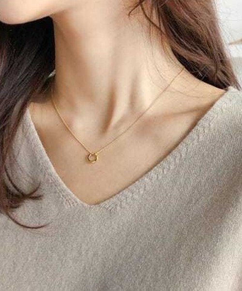 Beststore（ベストストア）の「【12色展開】”夏 ニットソー” 半袖  Vネック ニットプルオーバー（ニット/セーター・レディース・ダークグリーン/ネイビー/レッド/ピンク/ブラウン/キャメル/ホワイト/グレー/スカイブルー/ライトベージュ/ブラック/パープル/イエロー/ベージュ・FREE）」の22枚目の写真