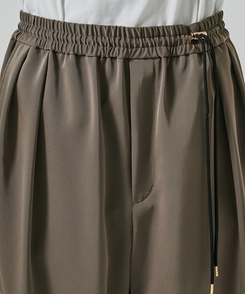 CULLNI（クルニ）の「別注 Dry Stretch Twill Side Drawstring Relax Wide Tapered Pa（スラックス・メンズ・ダークグレー/ホワイト/ブラック・1/2）」の22枚目の写真