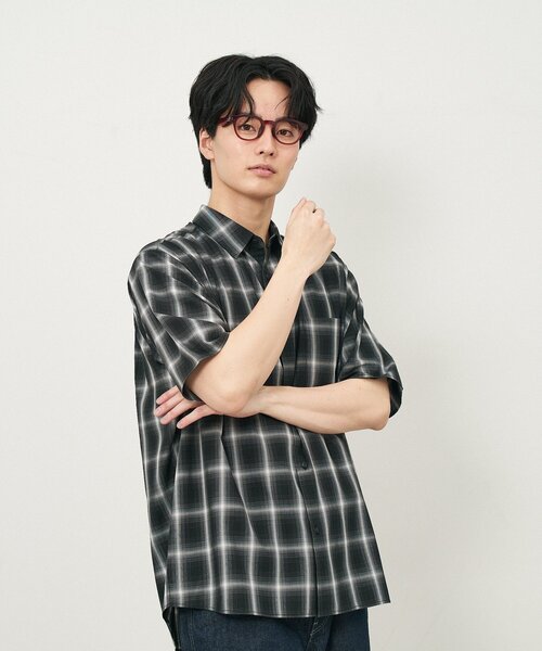 Zoff（ゾフ）の「ウェリントン型 メガネ｜クリアカラー｜伊達メガネ 度付きメガネ｜ユニセックス｜読書 ビジネス｜Zoff｜CLASSIC（メガネ・メンズ・クリア/クリアブルー/レッド/ブラウン系8・FREE）」の20枚目の写真