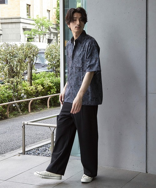 RATTLE TRAP(ラトルトラップ)の「ルーズシルエット 総柄レギュラーカラードレープ半袖シャツ(シャツ/ブラウス・メンズ・ブラック×ホワイト/ブラック×グレー/ブラック×イエロー/ブラック×ブラック/ブラック系その他/ブラック×レッド・S/M/L/LL)」の7枚目の写真