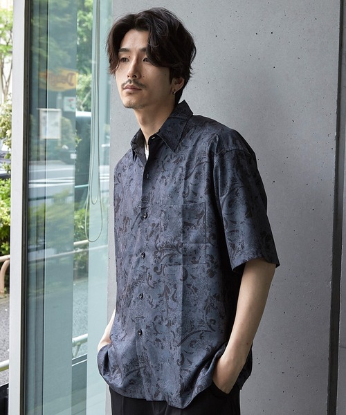 RATTLE TRAP(ラトルトラップ)の「ルーズシルエット 総柄レギュラーカラードレープ半袖シャツ(シャツ/ブラウス・メンズ・ブラック×ホワイト/ブラック×グレー/ブラック×イエロー/ブラック×ブラック/ブラック系その他/ブラック×レッド・S/M/L/LL)」の9枚目の写真