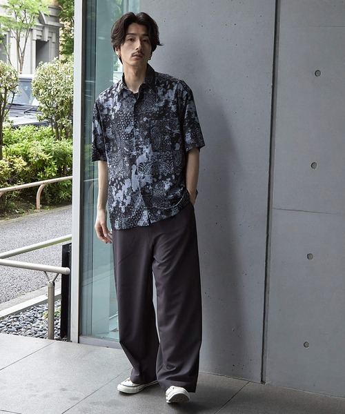 RATTLE TRAP(ラトルトラップ)の「ルーズシルエット 総柄レギュラーカラードレープ半袖シャツ(シャツ/ブラウス・メンズ・ブラック×ホワイト/ブラック×グレー/ブラック×イエロー/ブラック×ブラック/ブラック系その他/ブラック×レッド・S/M/L/LL)」の22枚目の写真