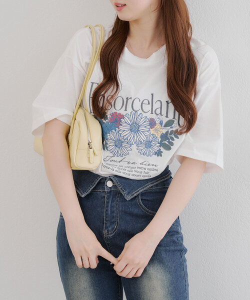 Another Branch olive des olive(アナザーブランチオリーブデオリーブ)の「アンティークフラワーBIGTシャツ(Tシャツ/カットソー・レディース・オフホワイト/スミクロ/ボルドー・FREE)」の8枚目の写真