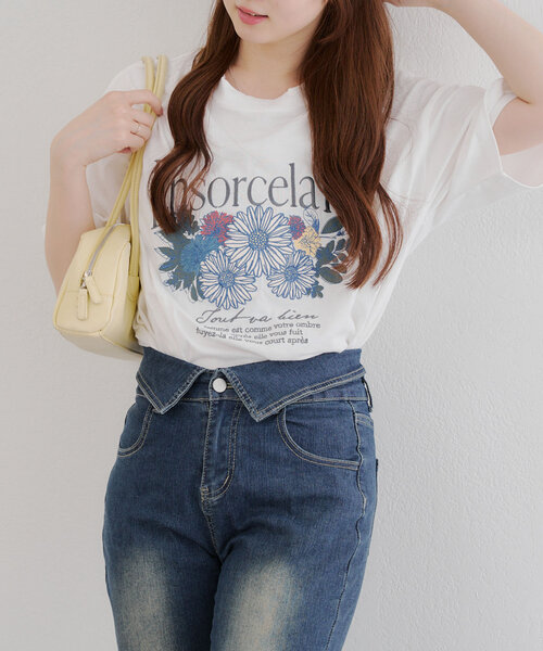 Another Branch olive des olive(アナザーブランチオリーブデオリーブ)の「アンティークフラワーBIGTシャツ(Tシャツ/カットソー・レディース・オフホワイト/スミクロ/ボルドー・FREE)」の9枚目の写真