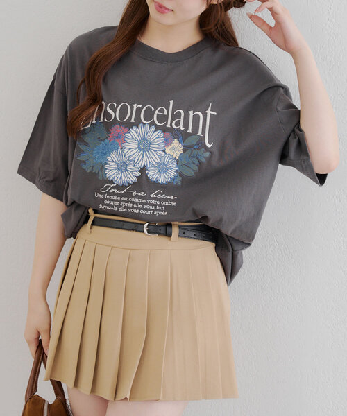 Another Branch olive des olive(アナザーブランチオリーブデオリーブ)の「アンティークフラワーBIGTシャツ(Tシャツ/カットソー・レディース・オフホワイト/スミクロ/ボルドー・FREE)」の16枚目の写真