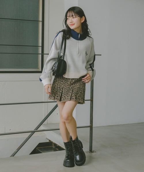 repipi armario(レピピ アルマリオ)の「デニムスソプリーツスカート(スカート・キッズ・ブラック/ライトブルー/ベージュ/ブルー系その他/カモフラージュ/ライトベージュ/ブルー系その他2/レオパード/ブルー系その他3・SMALL/MEDIUM/LARGE)」の16枚目の写真