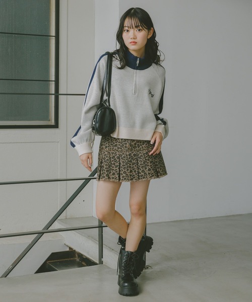 repipi armario(レピピ アルマリオ)の「デニムスソプリーツスカート(スカート・キッズ・ブラック/ライトブルー/ベージュ/ブルー系その他/カモフラージュ/ライトベージュ/ブルー系その他2/レオパード/ブルー系その他3・SMALL/MEDIUM/LARGE)」の18枚目の写真