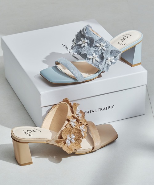 CHANEL ベージュ 花モチーフ ミュール CHANEL ベージュ 花モチーフ ミュール CHANEL beige suede