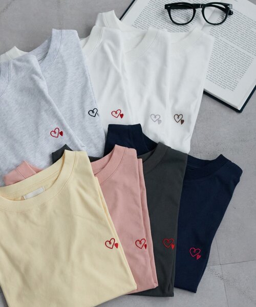 DISCOAT(ディスコート)の「【WEB限定】線抜きハート刺繍コンパクト半袖Tシャツ(Tシャツ/カットソー・レディース・アイボリー/クリア/ホワイト系その他2/チャコールグレー/ネイビー/オートミール/ホワイト/ホワイト系その他/ピンク・MEDIUM)」の10枚目の写真