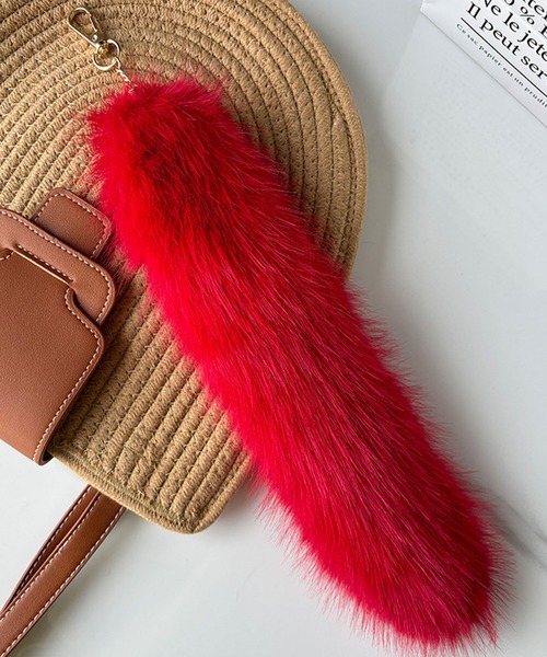 meJane(ミージェーン)の「しっぽチャーム カラーファーキーホルダー(チャーム・レディース・ホワイト/レッド/ボルドー/パープル/チェリーピンク/グレー・FREE)」の19枚目の写真