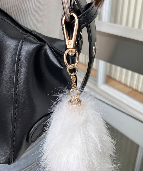 meJane(ミージェーン)の「しっぽチャーム カラーファーキーホルダー(チャーム・レディース・ホワイト/レッド/ボルドー/パープル/チェリーピンク/グレー・FREE)」の9枚目の写真