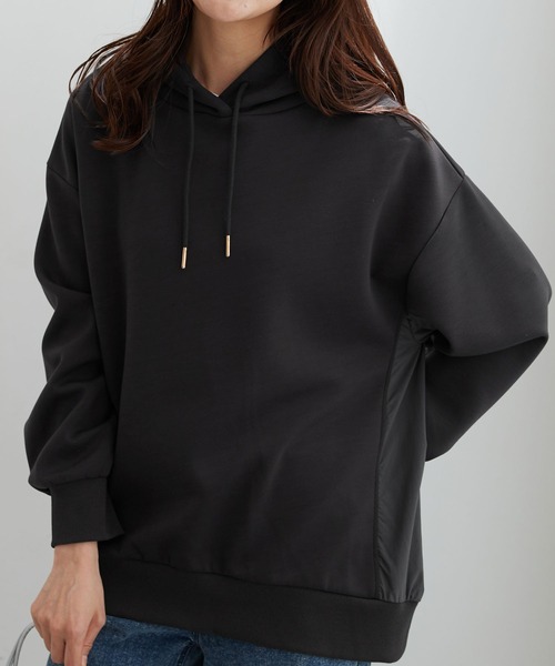 BELLUNA PLUS(ベルーナ)の「フード付き異素材切替細見えプルオーバー(Tシャツ/カットソー・レディース・チャコールグレー/モカ/ライトグレー・X-LARGE/LARGE/MEDIUM)」の7枚目の写真