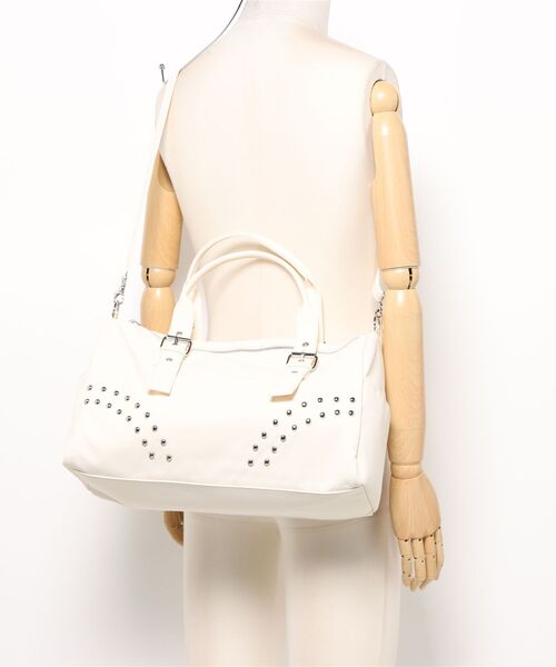 Heather（ヘザー）の「スタッズナイロンBAG　573204（ボストンバッグ・レディース・アイボリー/ブラック・ONE SIZE）」の5枚目の写真